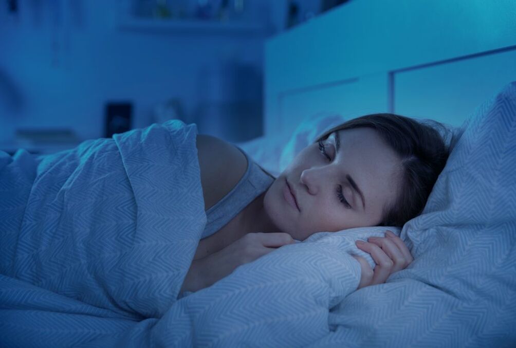 Un somn sănătos te ajută să slăbești